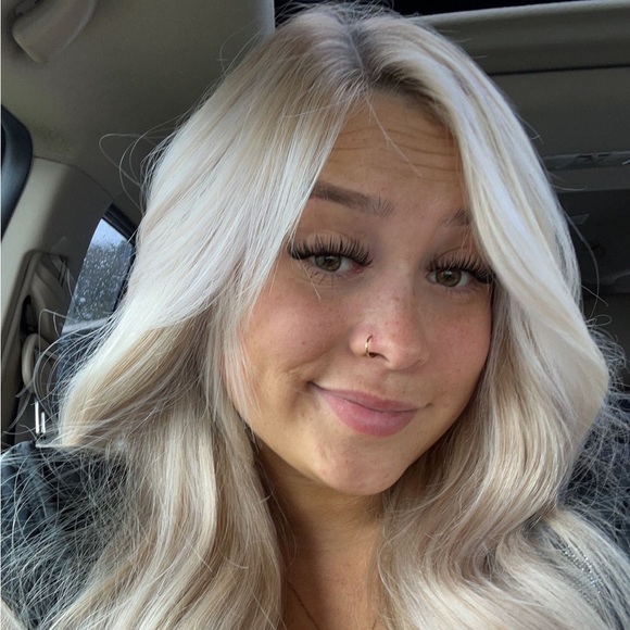 lainie_peterson